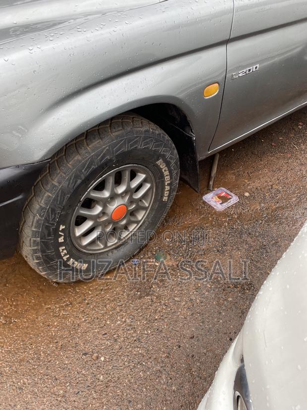 Mitsubishi L200 2008 Silver