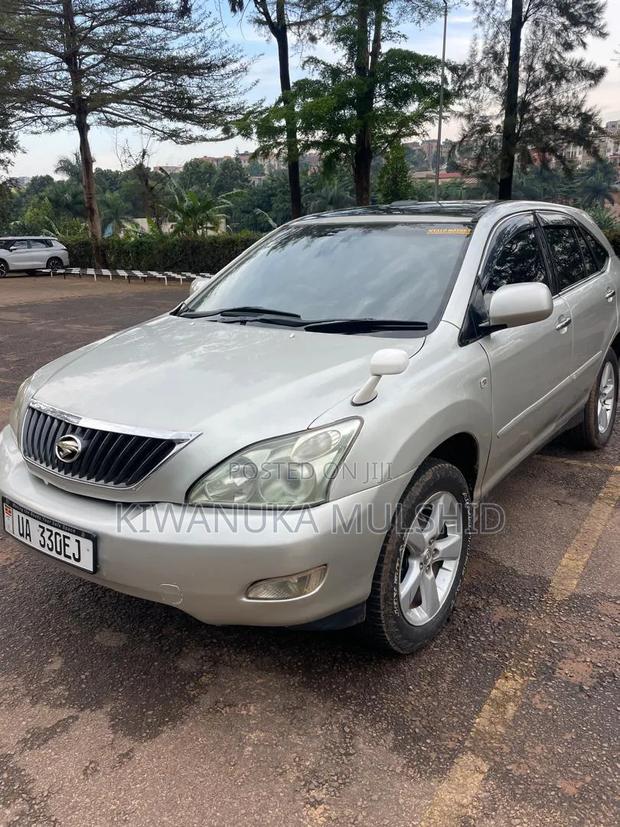 Toyota Harrier 2005 Silver