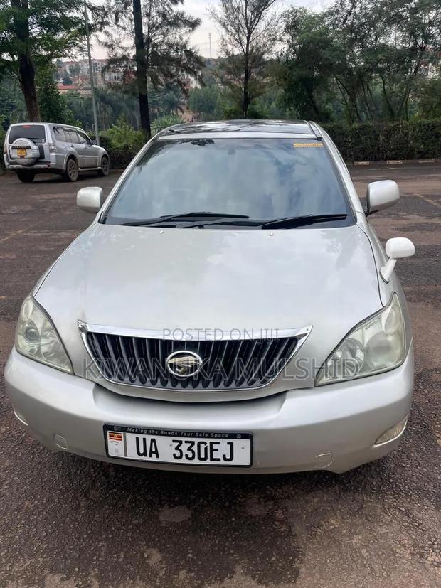 Toyota Harrier 2005 Silver