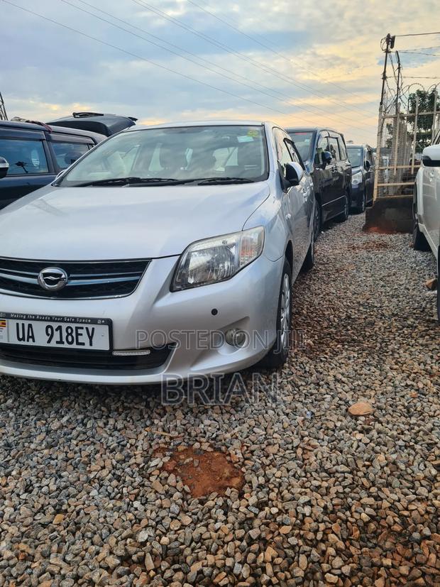 Toyota Corolla Fielder 2012 Silver