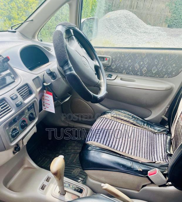 Toyota Corolla Spacio 1.5 X 2005 Silver