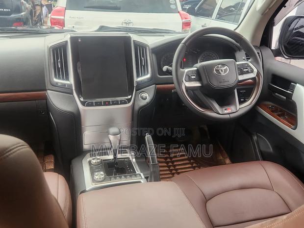 Toyota Land Cruiser 2017 Black