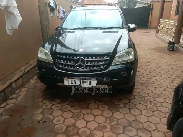 Mercedes-Benz M Class 2009 Black