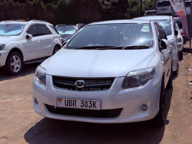 Toyota Corolla Fielder 2010 White
