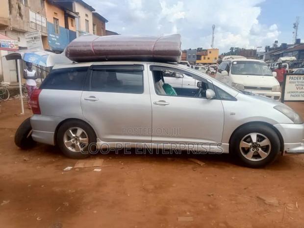 Toyota Wish 2007 Silver