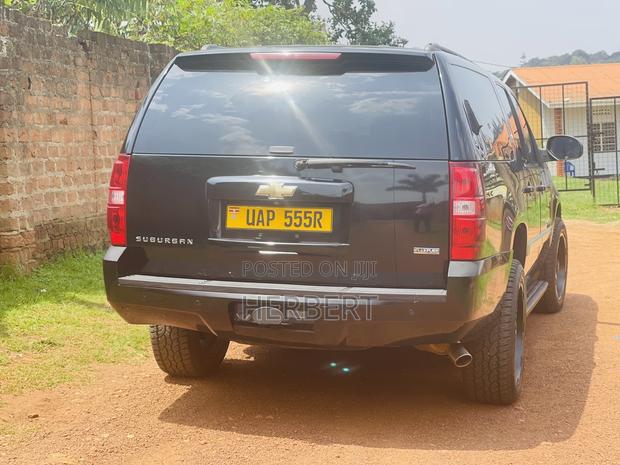 Chevrolet Suburban LT 2500 2008 Black