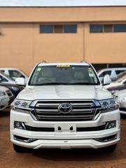Toyota Land Cruiser 2022 White for sale