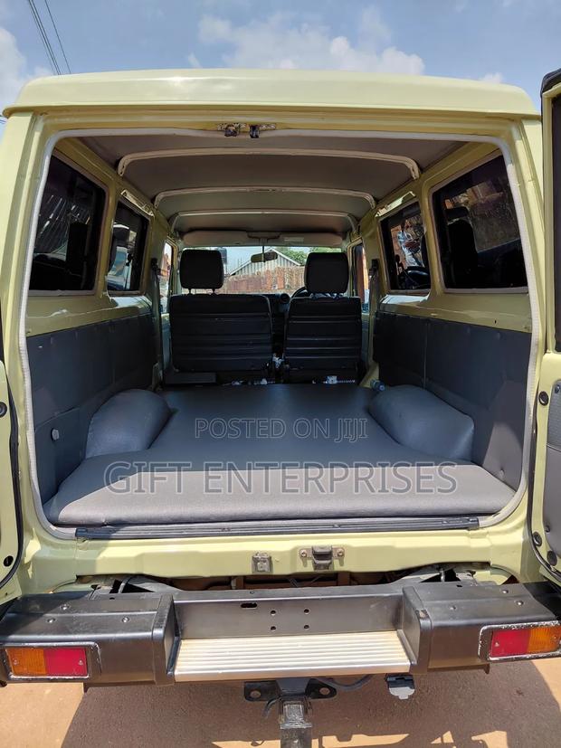 Toyota Land Cruiser 2016 Beige