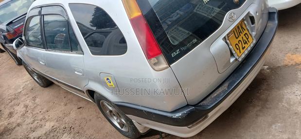 Toyota Carib 2000 Silver