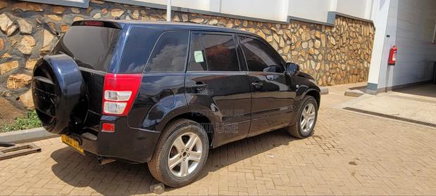 Suzuki Escudo 2009 Black