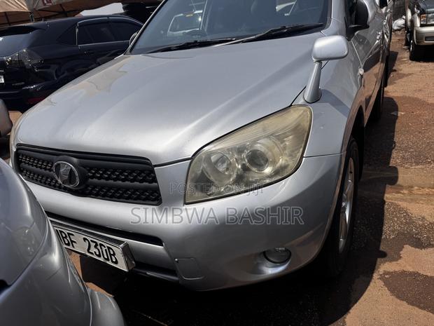 Toyota RAV4 2007 Silver