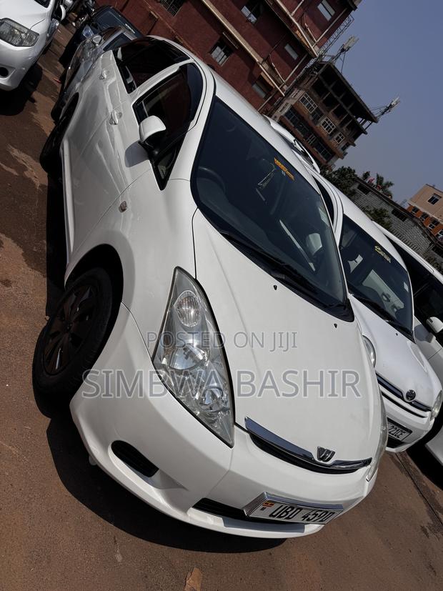 Toyota Wish 2005 White