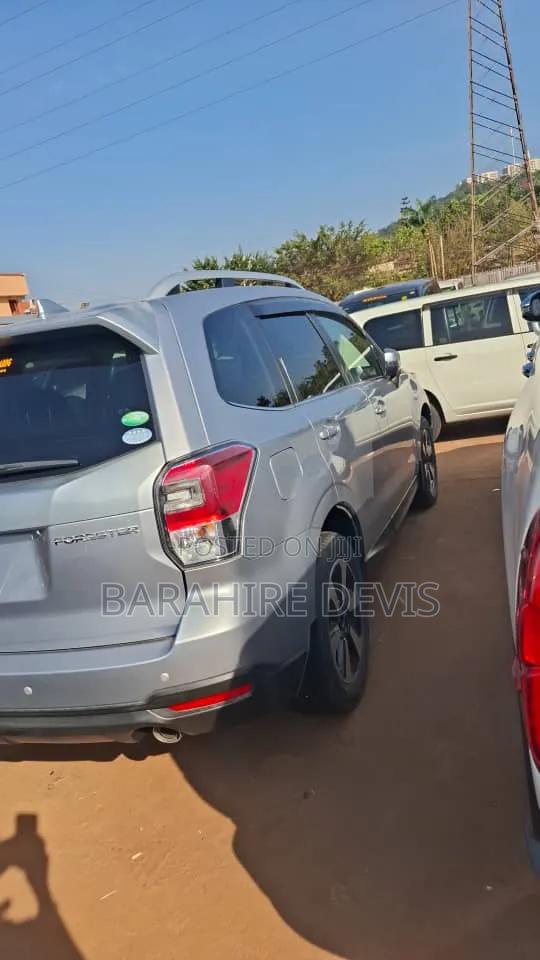 Subaru Forester 2016 Silver