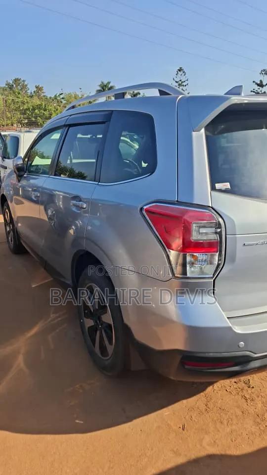 Subaru Forester 2016 Silver