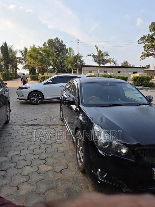 Subaru Legacy 2011 Black