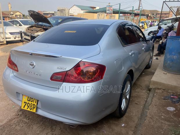 Nissan Fuga 2013 Silver