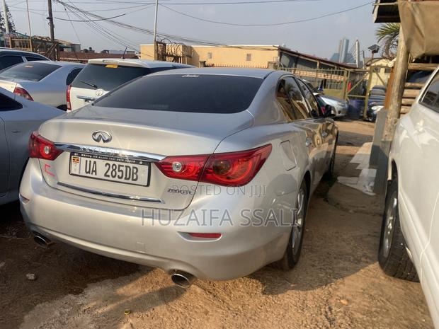 Nissan Fuga 2015 White