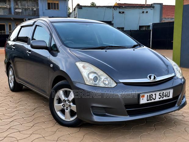 Toyota Wish 2008 Gray