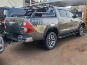 Toyota Hilux 2018 Gray for sale