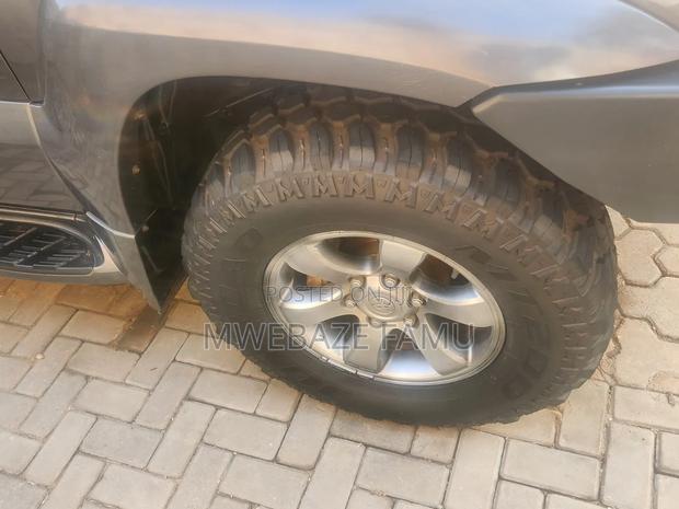 Toyota Land Cruiser Prado 2009 Gray