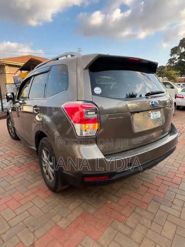 Subaru Forester 2017 Beige