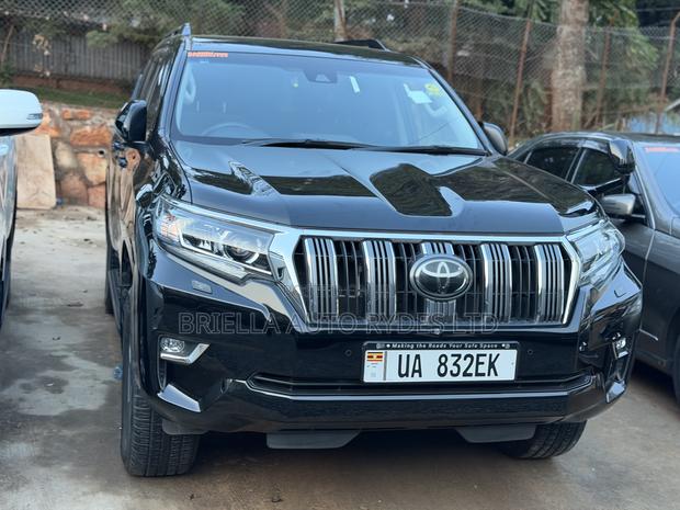 Toyota Land Cruiser Prado 2018 Black
