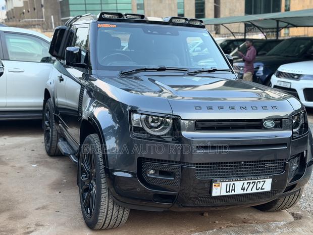Land Rover Defender 2024 Black