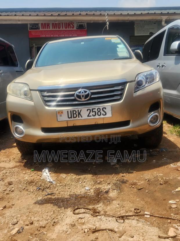 Toyota Vanguard 2009 Gold