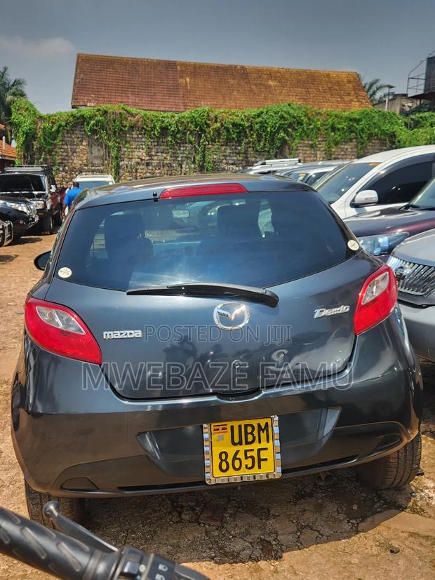 Mazda Demio 2009