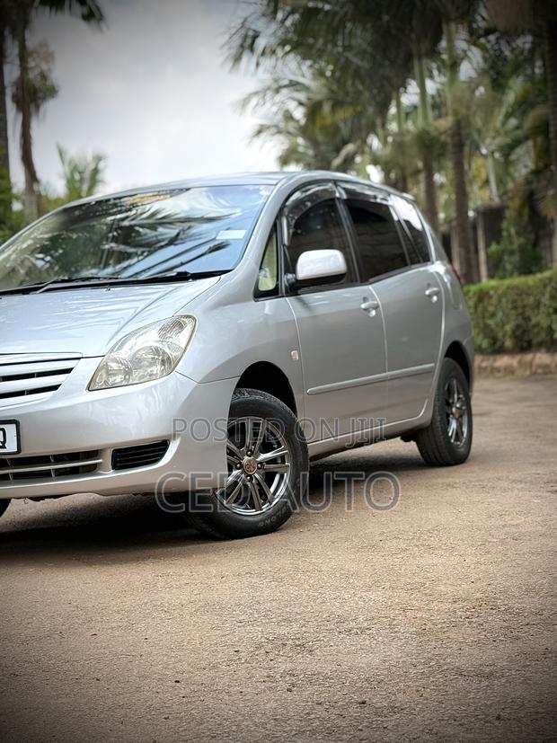 Toyota Corolla Spacio 2006 Silver