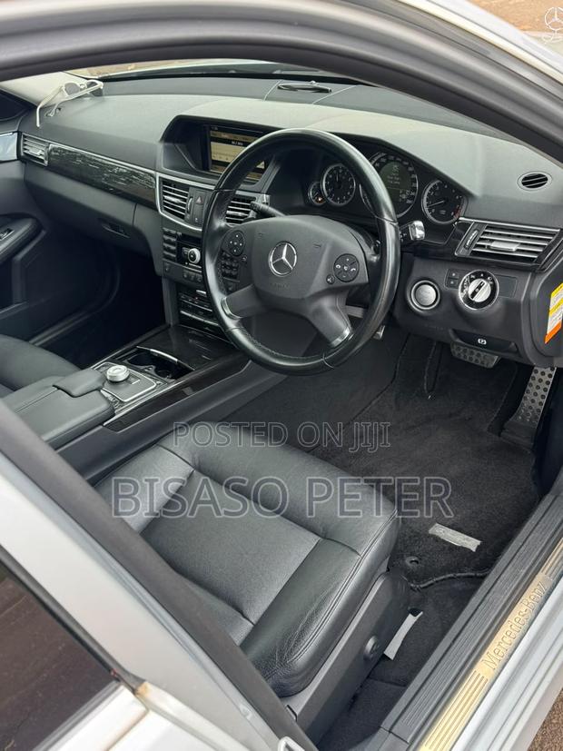 Mercedes-Benz E300 2010 Silver