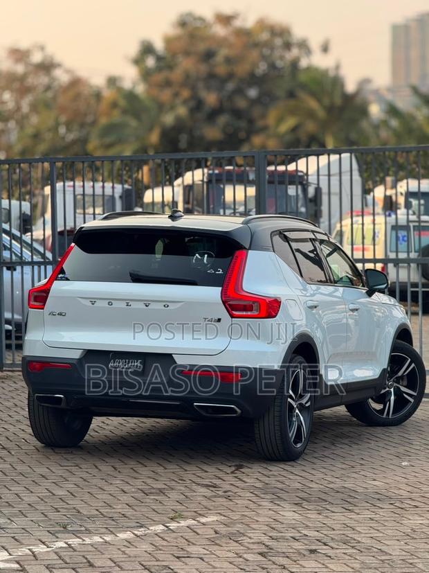 Volvo XC40 2020 White