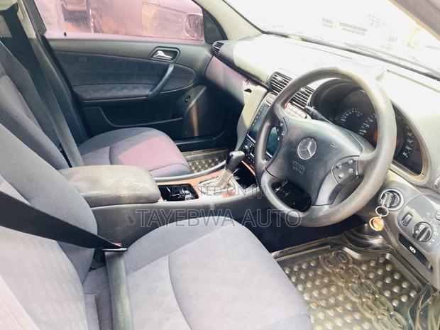 Mercedes-Benz C180 2003 Silver