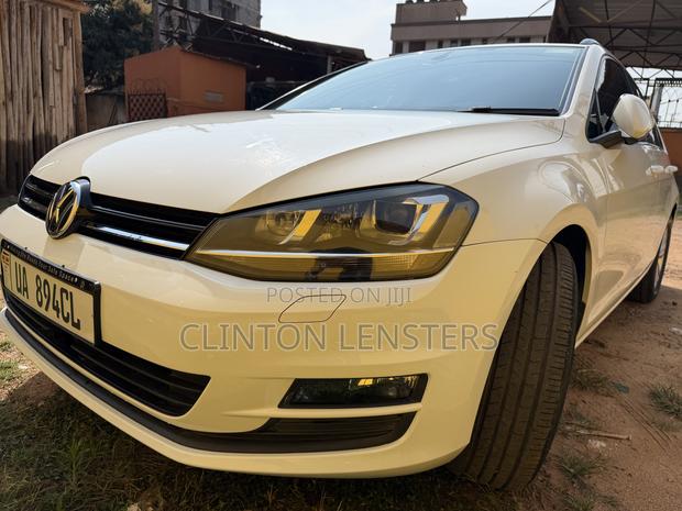 Volkswagen Golf TSI S 4dr Hatchback (1.8L 4cyl Turbo 6A) 2015 White