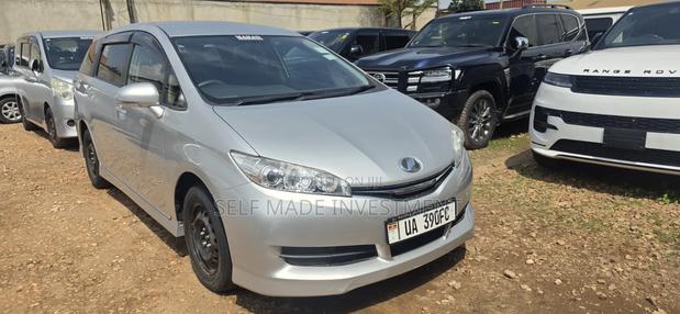 Toyota Wish 2015 Silver