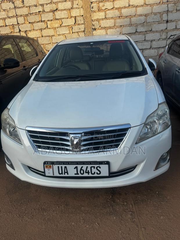 Toyota Premio 1.8 AWD 2013 White