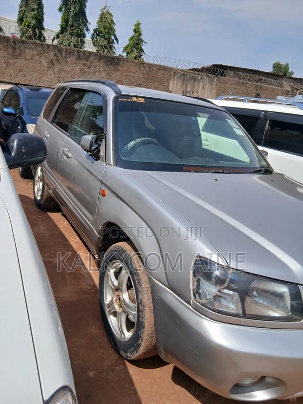 Subaru Forester 2005 Silver