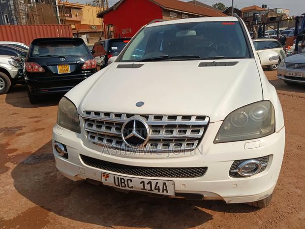 Mercedes-Benz M Class 2009 White