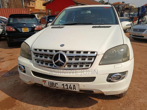 Mercedes-Benz M Class 2009 White