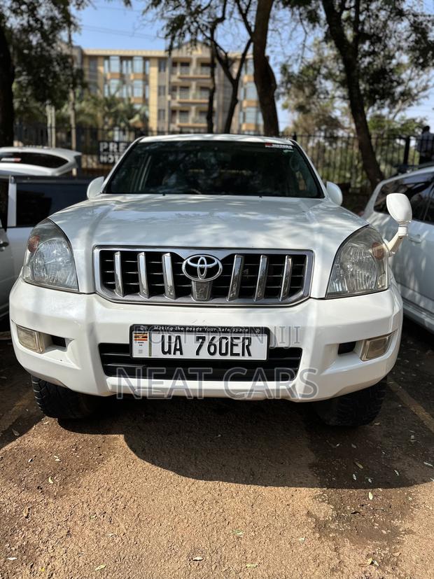 Toyota Land Cruiser Prado 2008 White