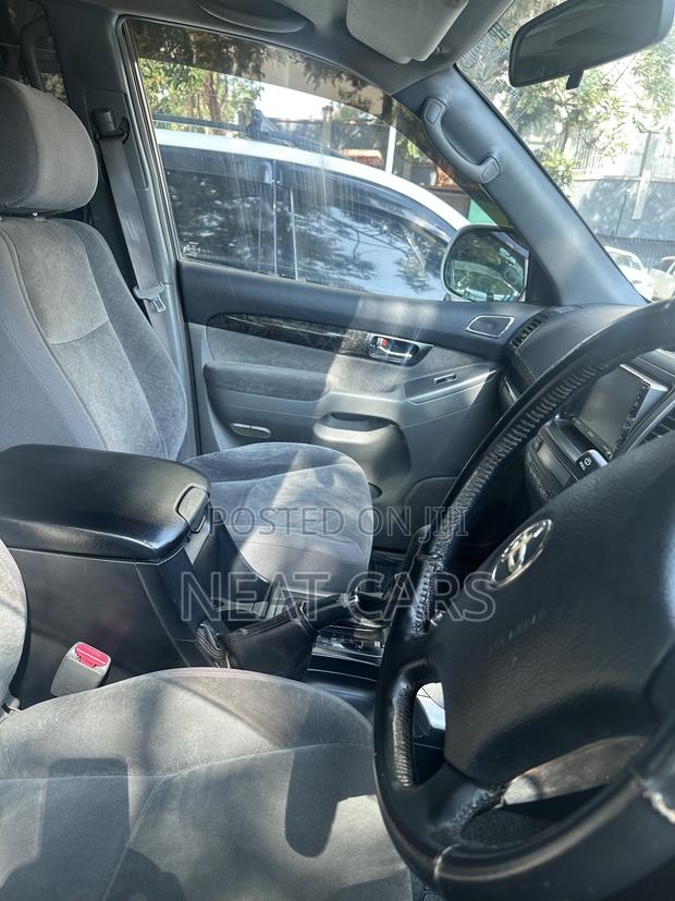 Toyota Land Cruiser Prado 2008 White