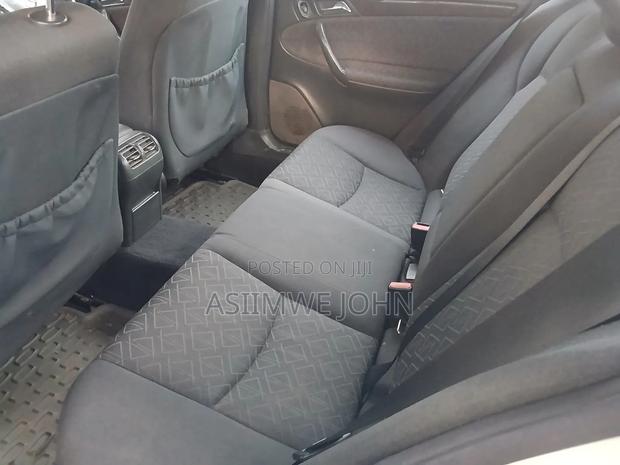 Mercedes-Benz C180 2006 White