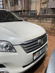 Toyota Vanguard 2010 White for sale