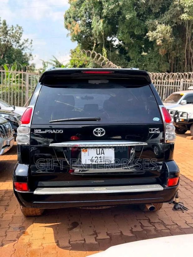 Toyota Land Cruiser Prado 2008 Black