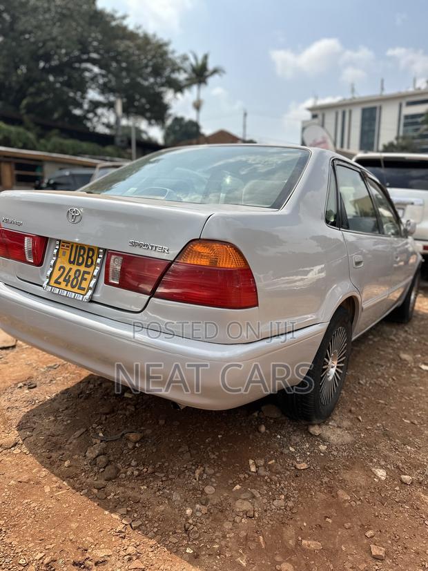 Toyota Sprinter 1999 Silver