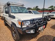 Toyota Land Cruiser 2017 White for sale