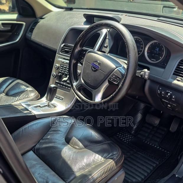 Volvo XC60 2010 Black