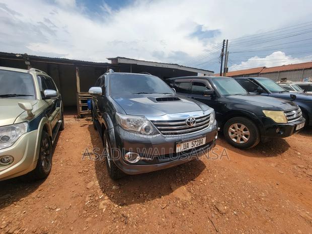 Toyota Fortuner 2016 Gray
