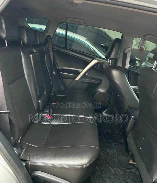 Toyota RAV4 2015 Silver