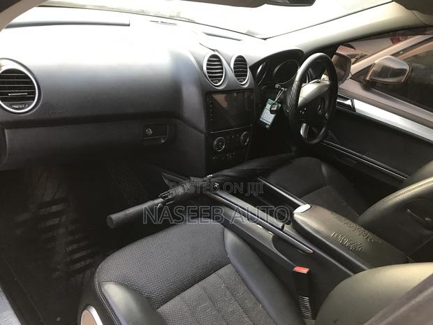 Mercedes-Benz M Class 2009 Silver